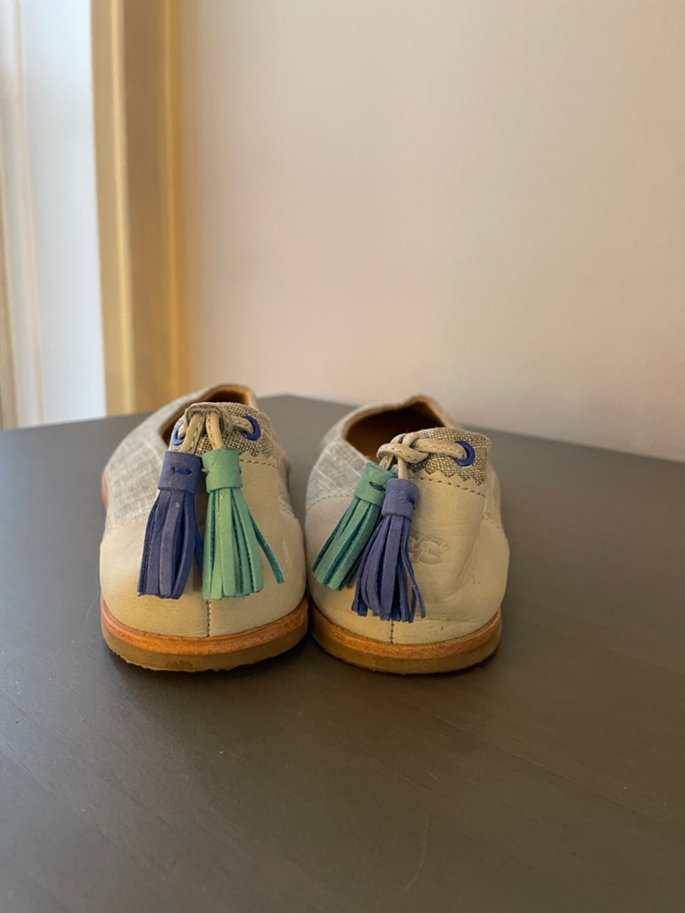 Women's UGG Neutral Linen Ballet Flats - Picture 4 of 9